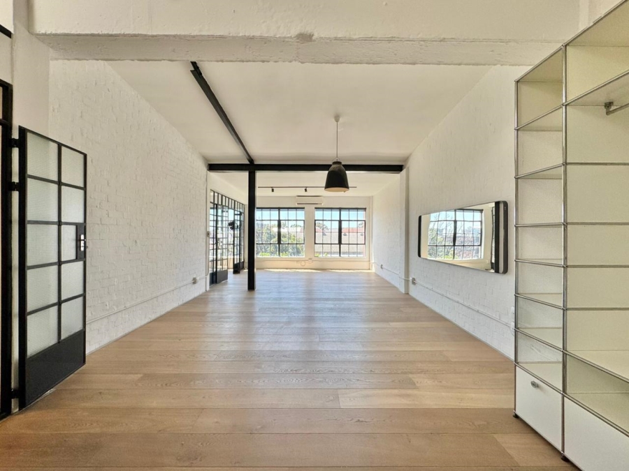 1 Bedroom Property for Sale in Woodstock Western Cape